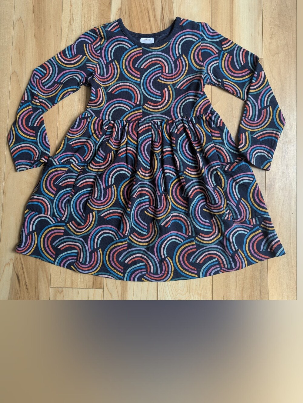 Hanna Anderson Rainbow Dress Size 110CM / US 5